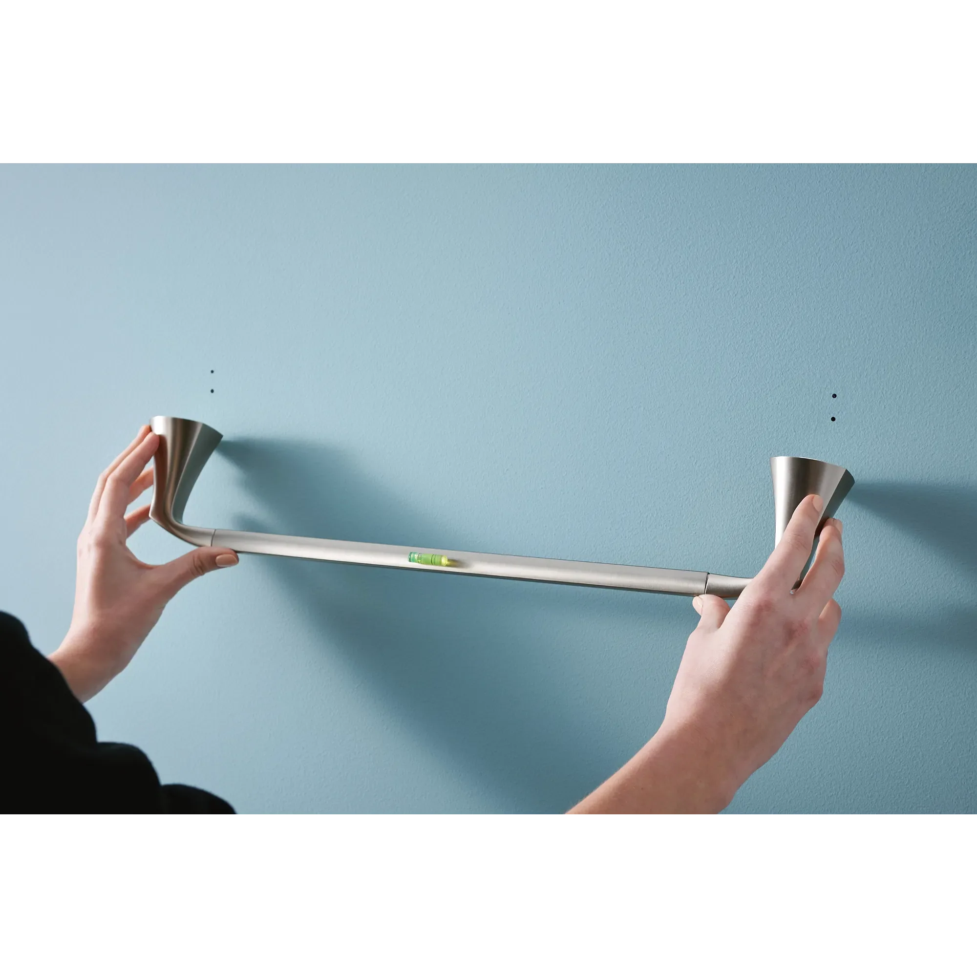 Lindor 24" Towel Bar - Image 18