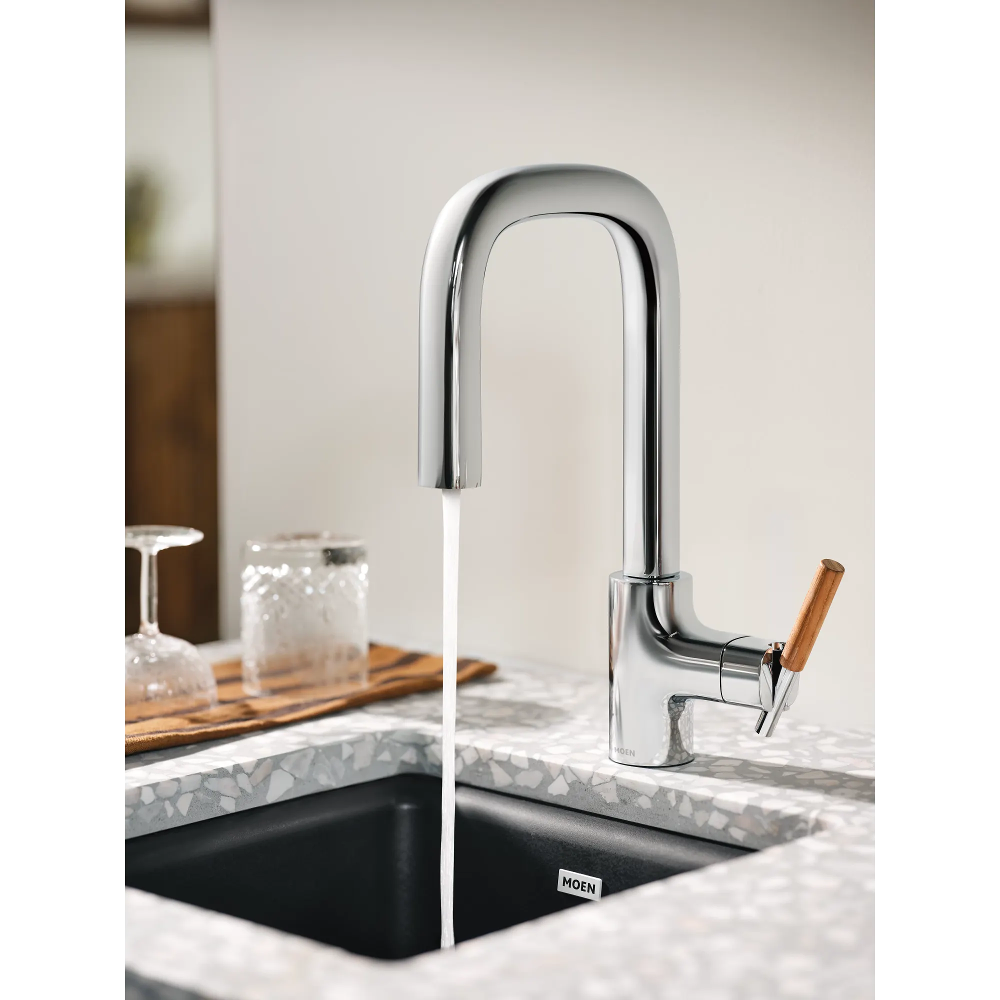 Tenon One-Handle Pulldown Bar Faucet - Image 6