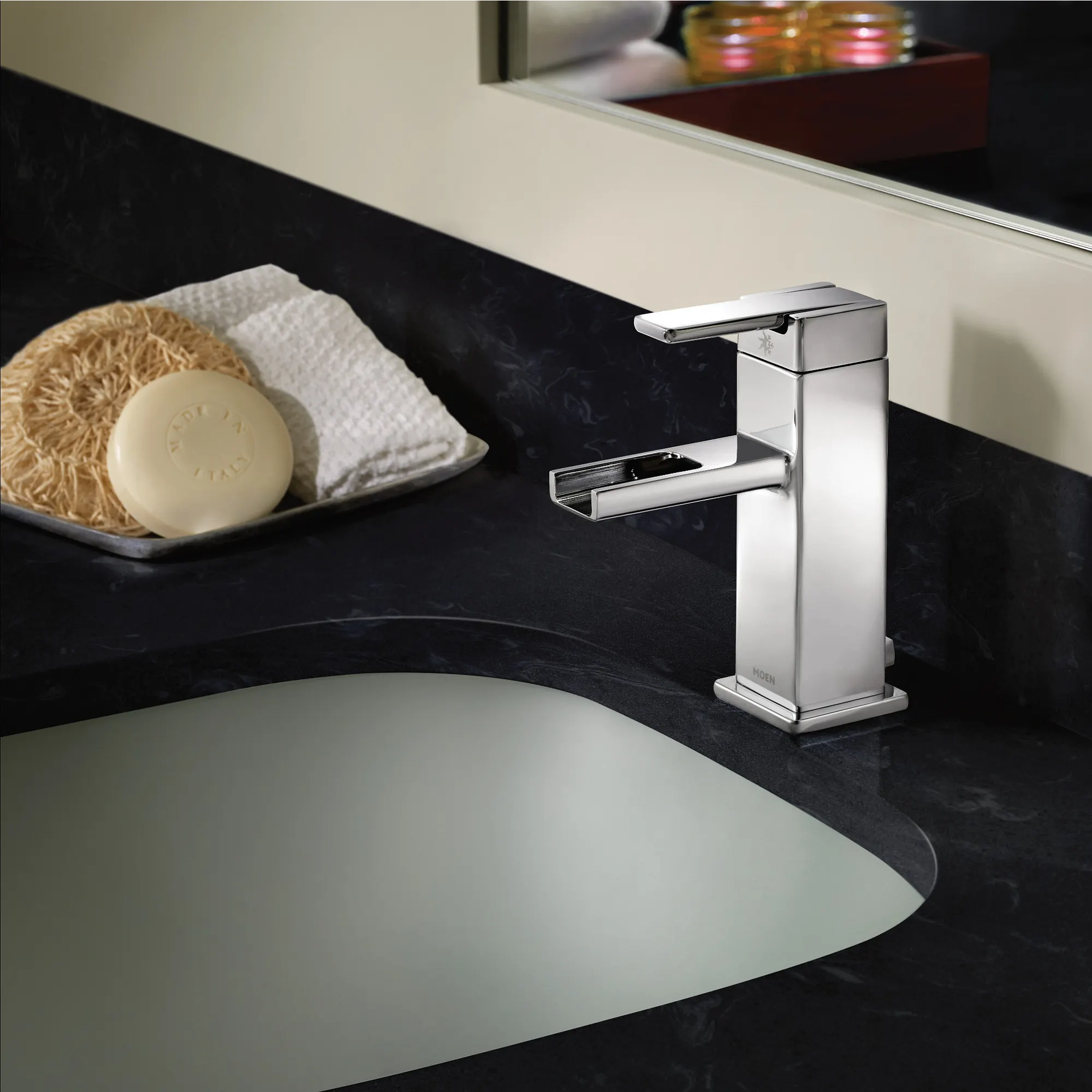 90 Degree Chrome One-Handle Open Waterway Bathroom Faucet - Image 2