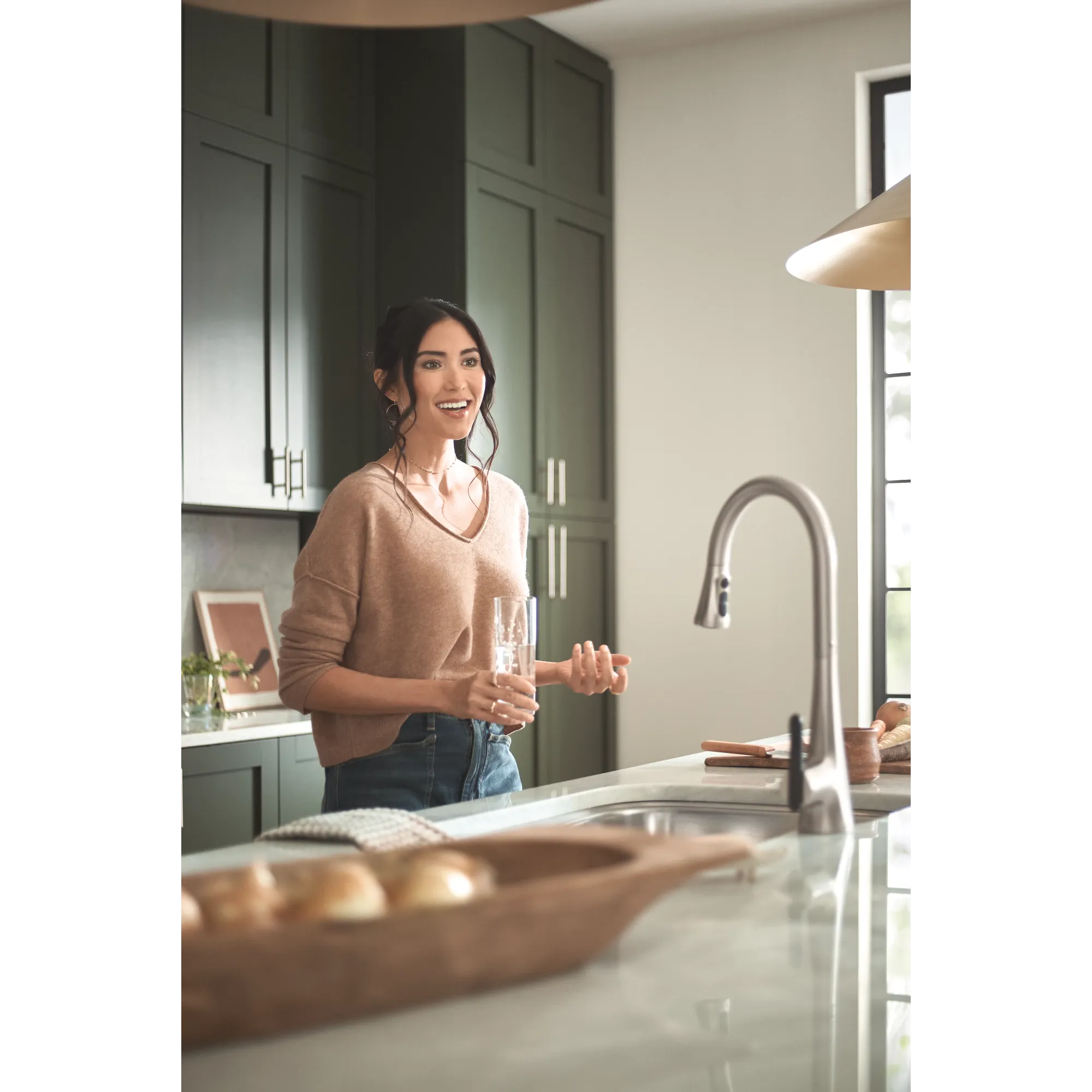Sinema Motion Control Smart Pulldown Touchless Kitchen Faucet - Image 20