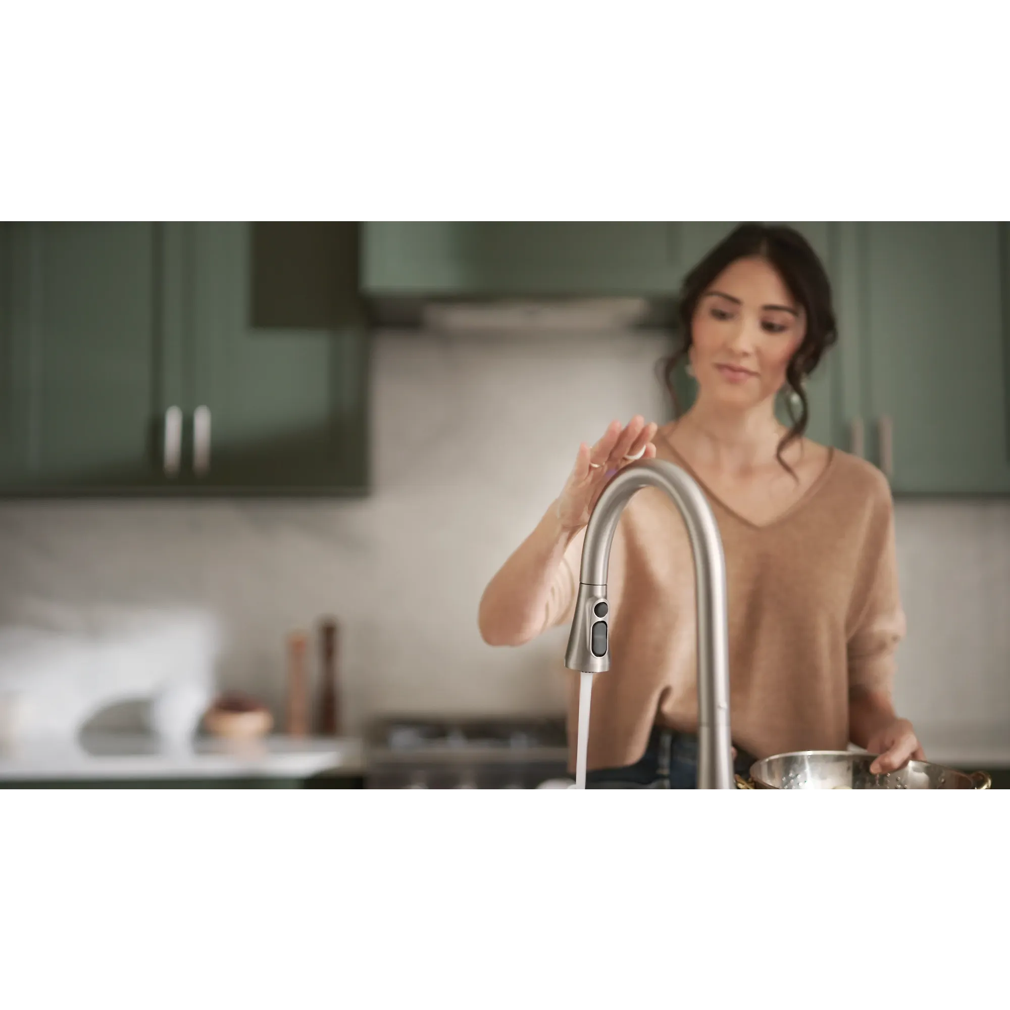 Sinema Motion Control Smart Pulldown Touchless Kitchen Faucet - Image 31