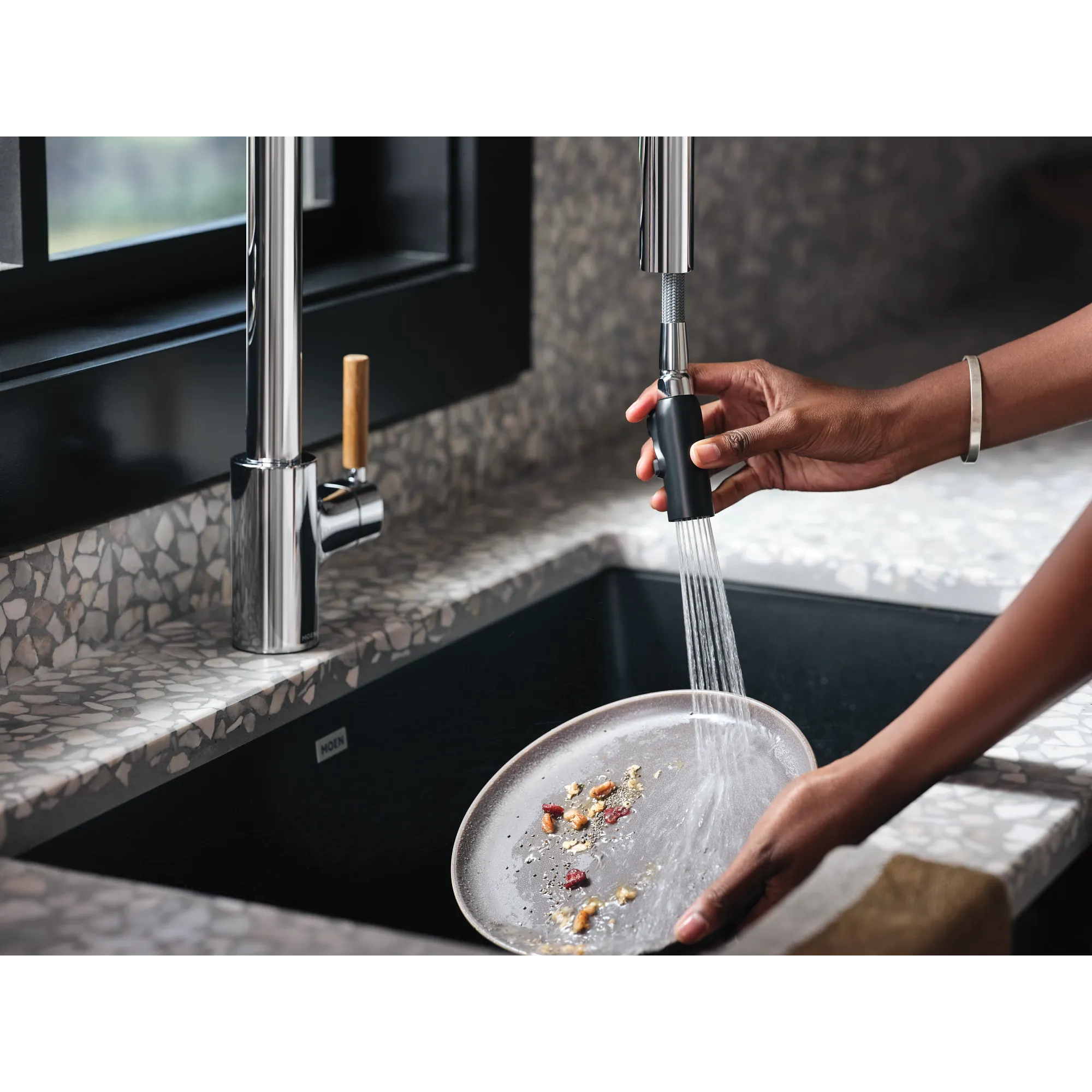 Tenon Motion Control Smart Pulldown Touchless Kitchen Faucet - Image 10