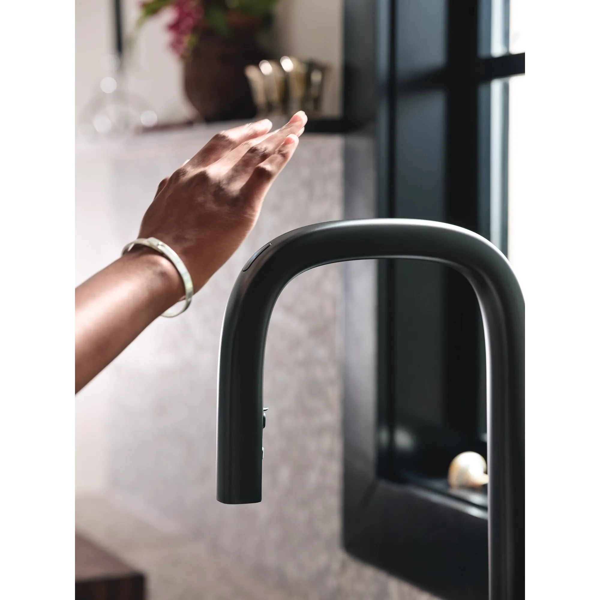 Tenon Motion Control Smart Pulldown Touchless Kitchen Faucet - Image 18