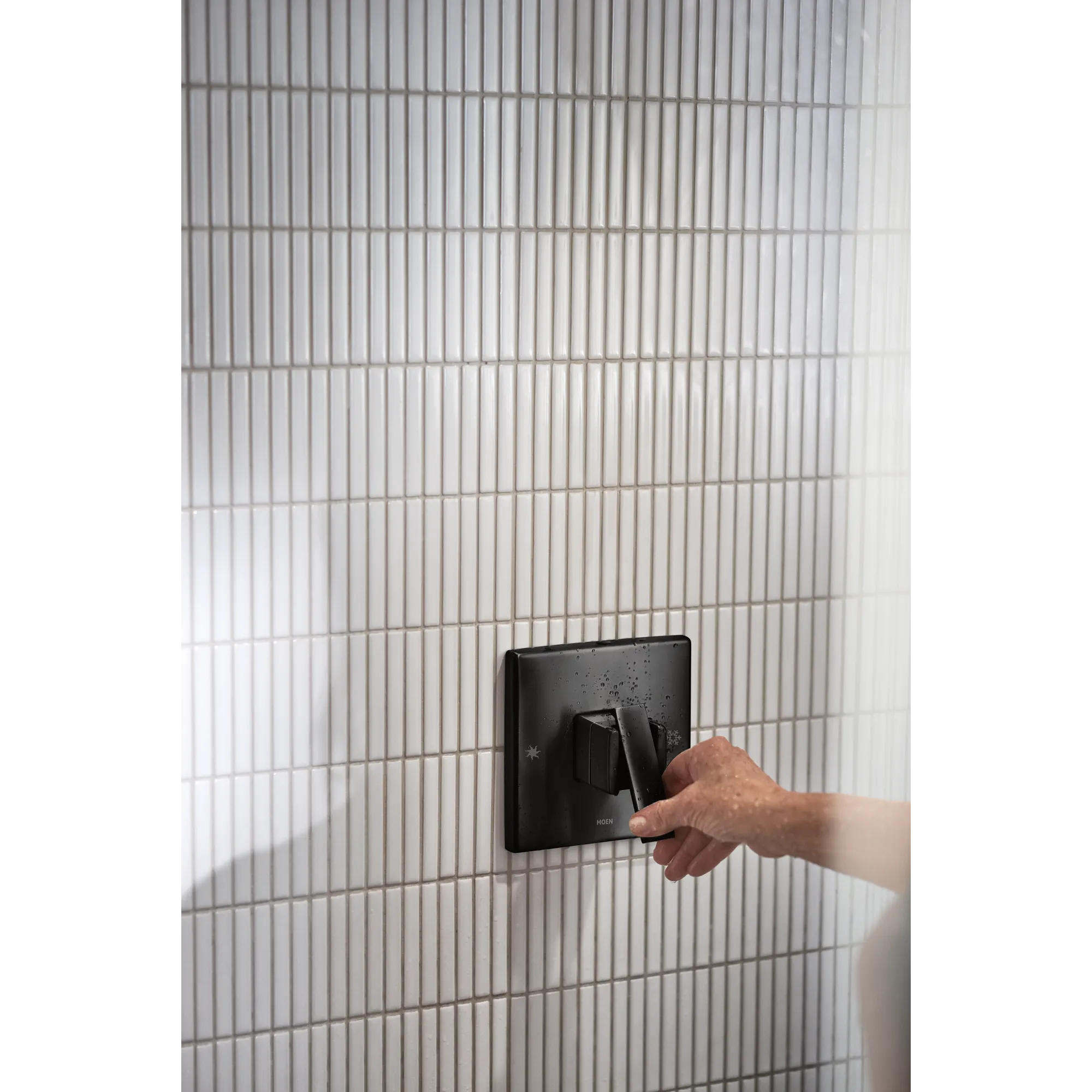 90 Degree M-CORE 3-Series Tub and Shower Trim - Image 5