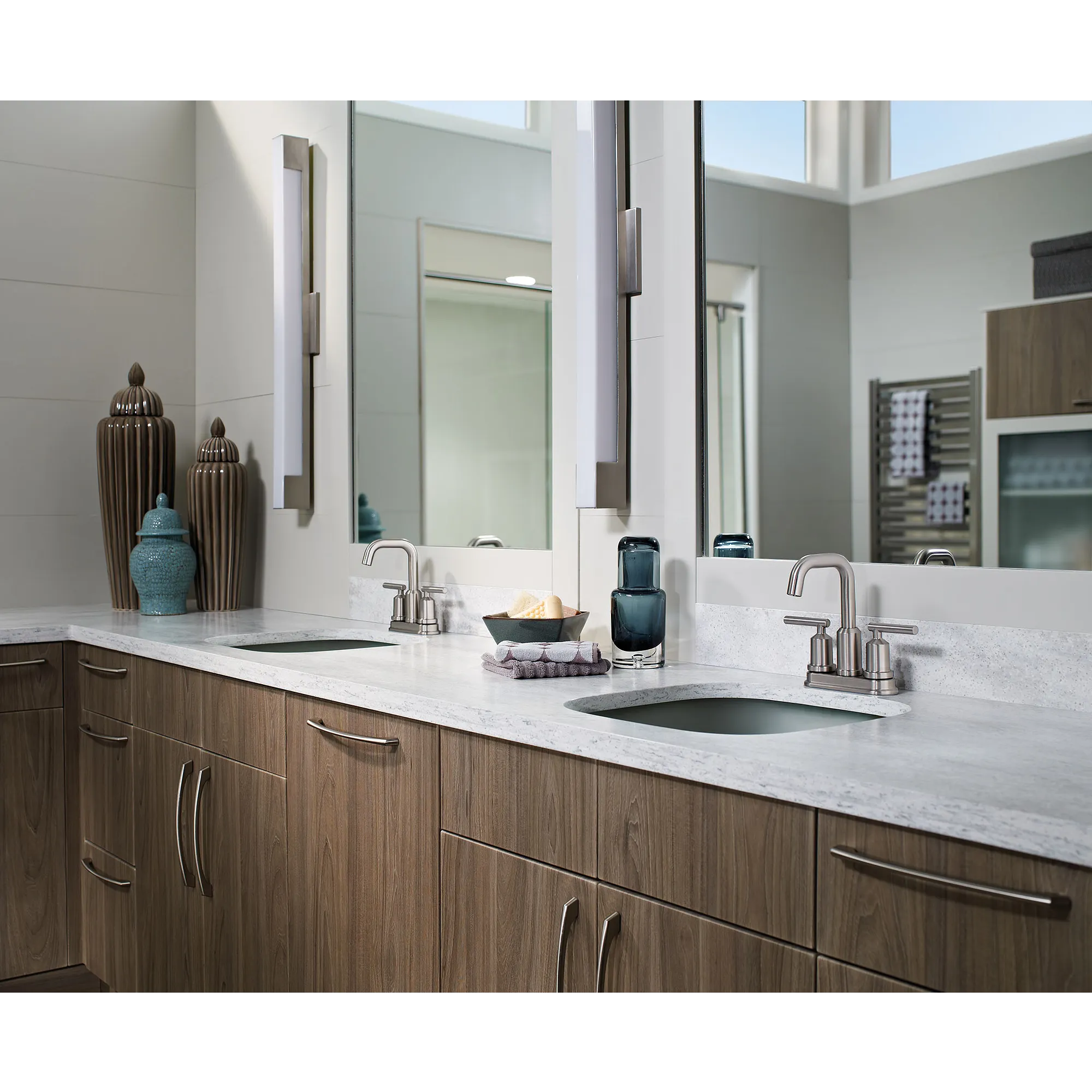 Gibson Two-handle Centerset Bathroom Sink Faucet - Image 10