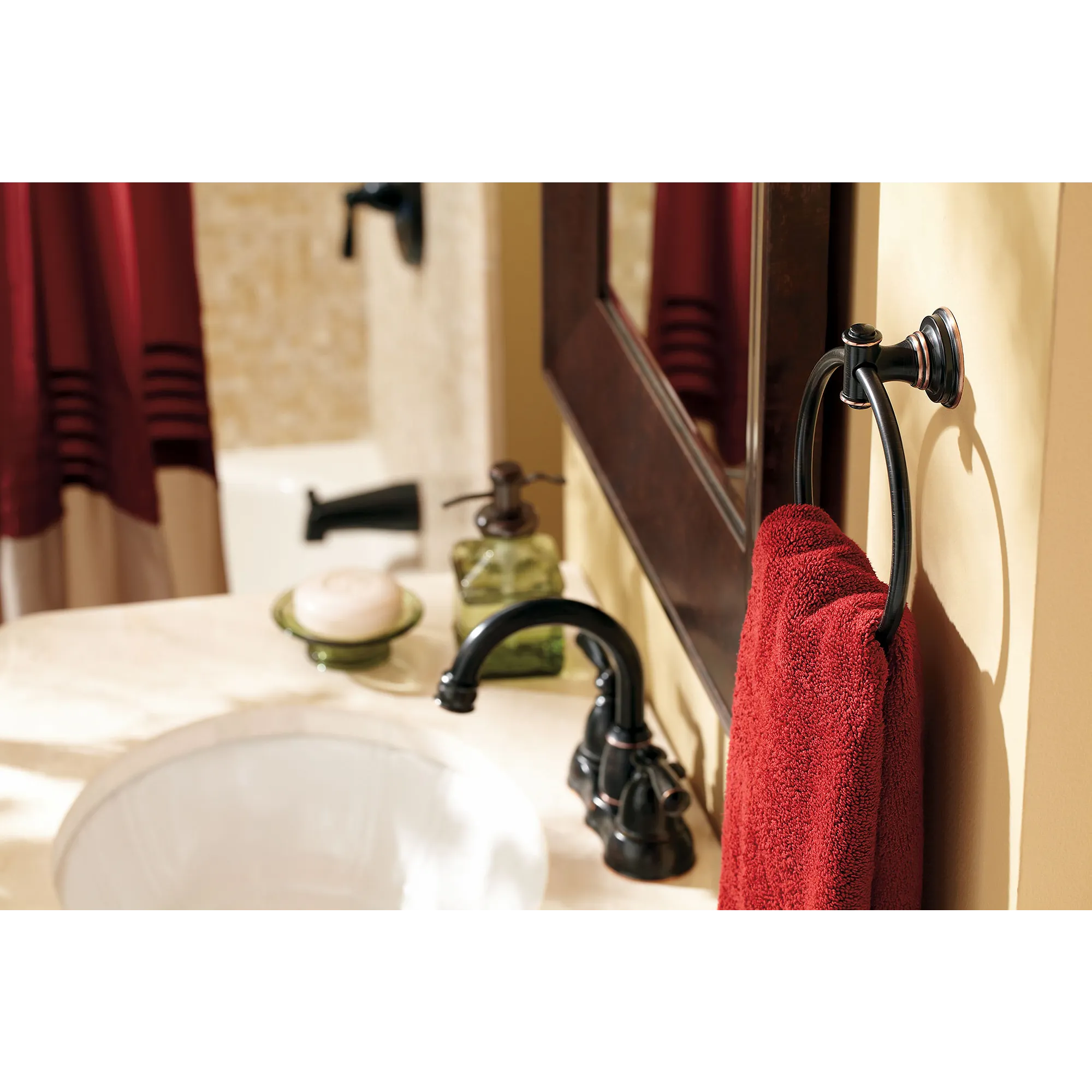Banbury Two-handle Centerset Bathroom Sink Faucet - Image 14