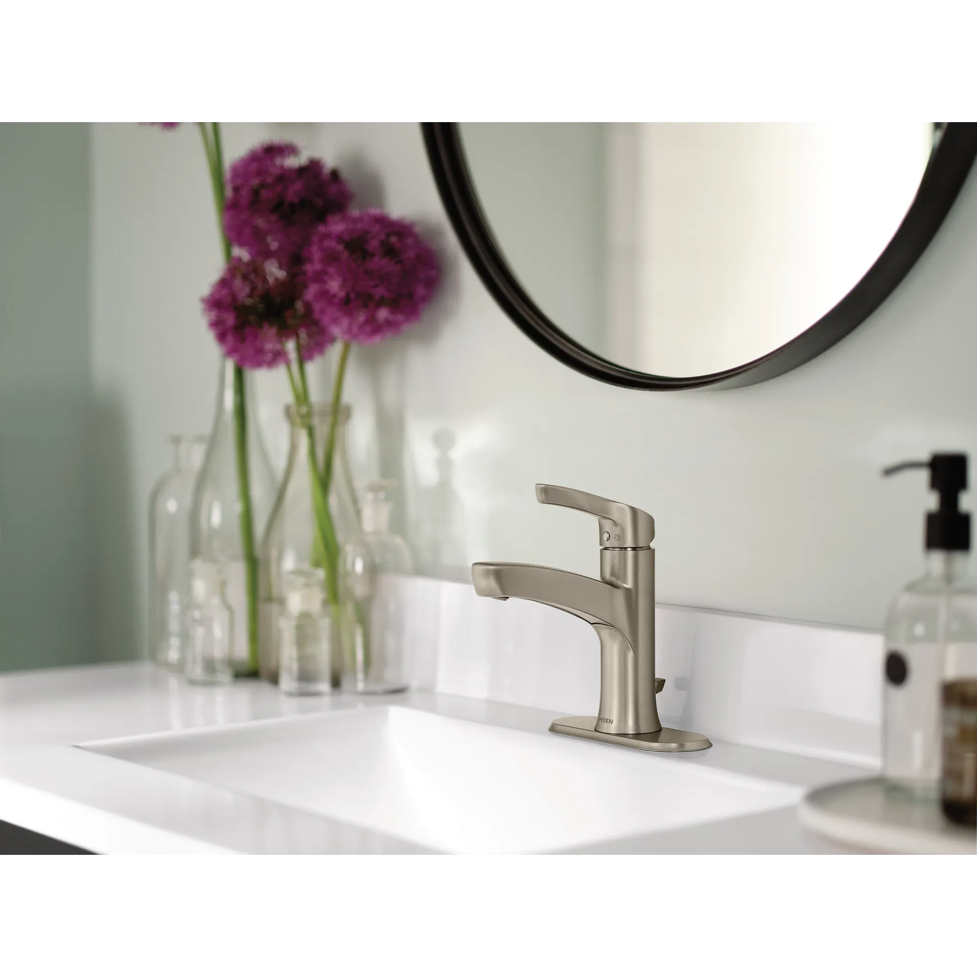 Danika One-handle Bathroom Sink Faucet - Image 2