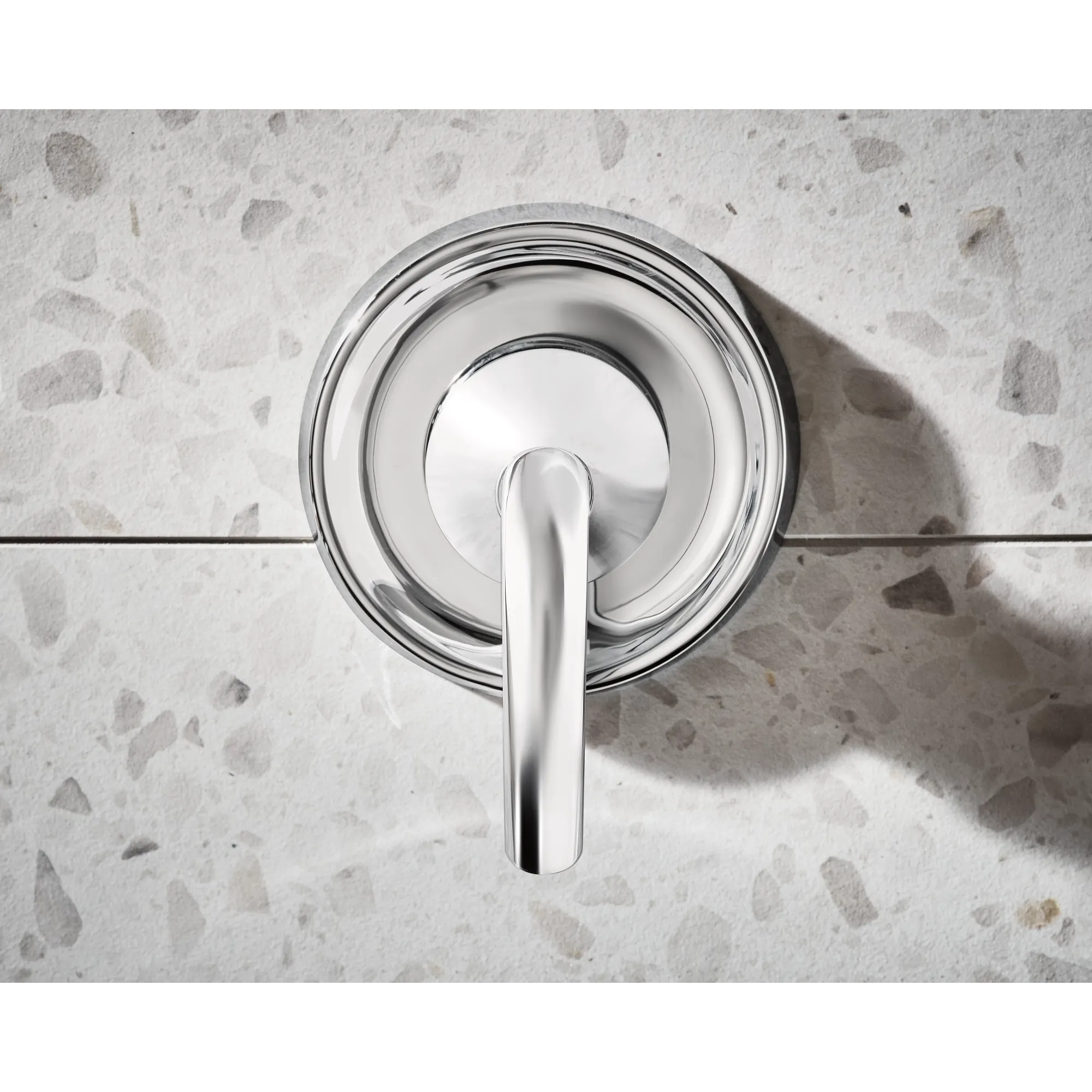 Glyde Wall Mount Tub Filler Trim - Image 3