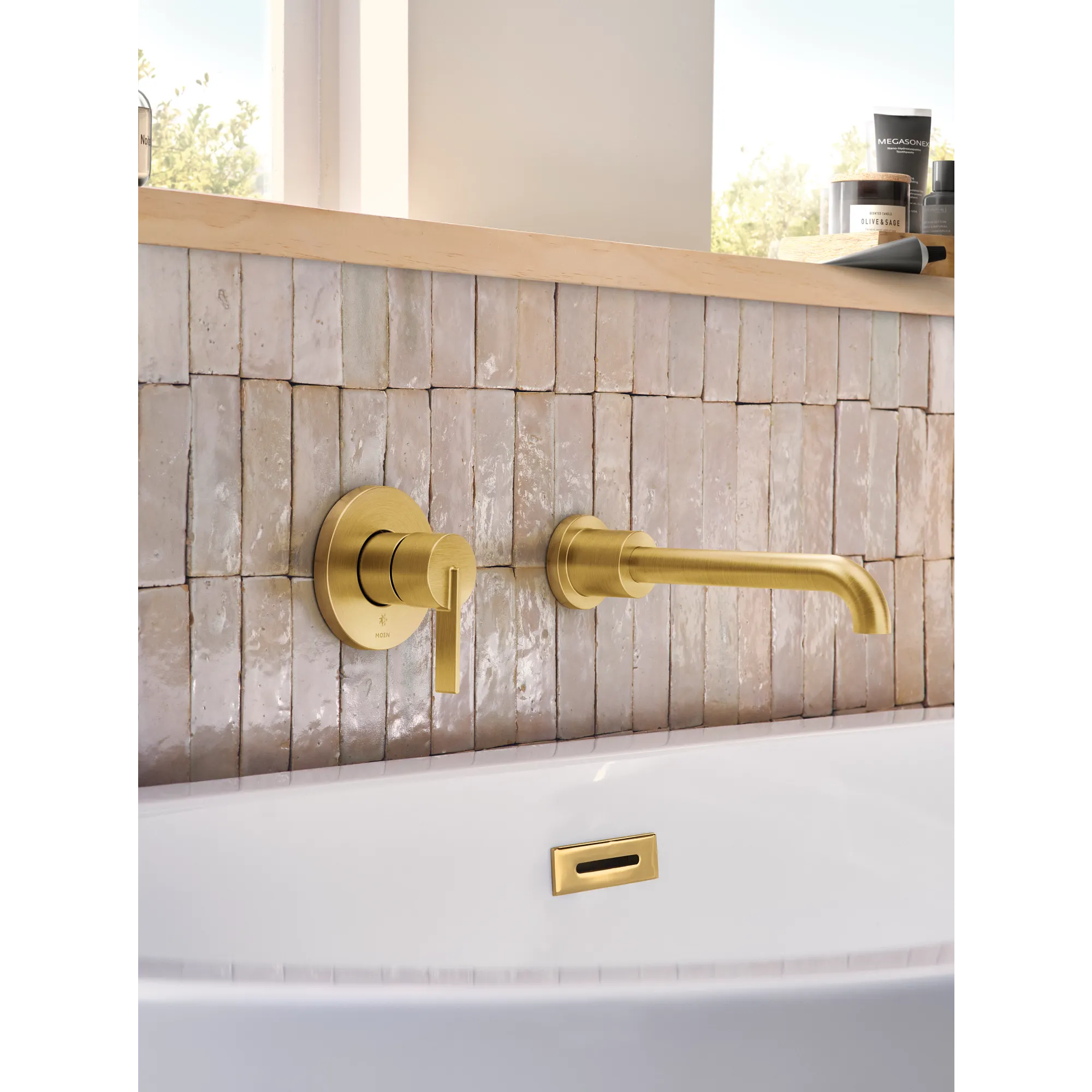 Cia Wall Mount Tub Filler Trim - Image 10