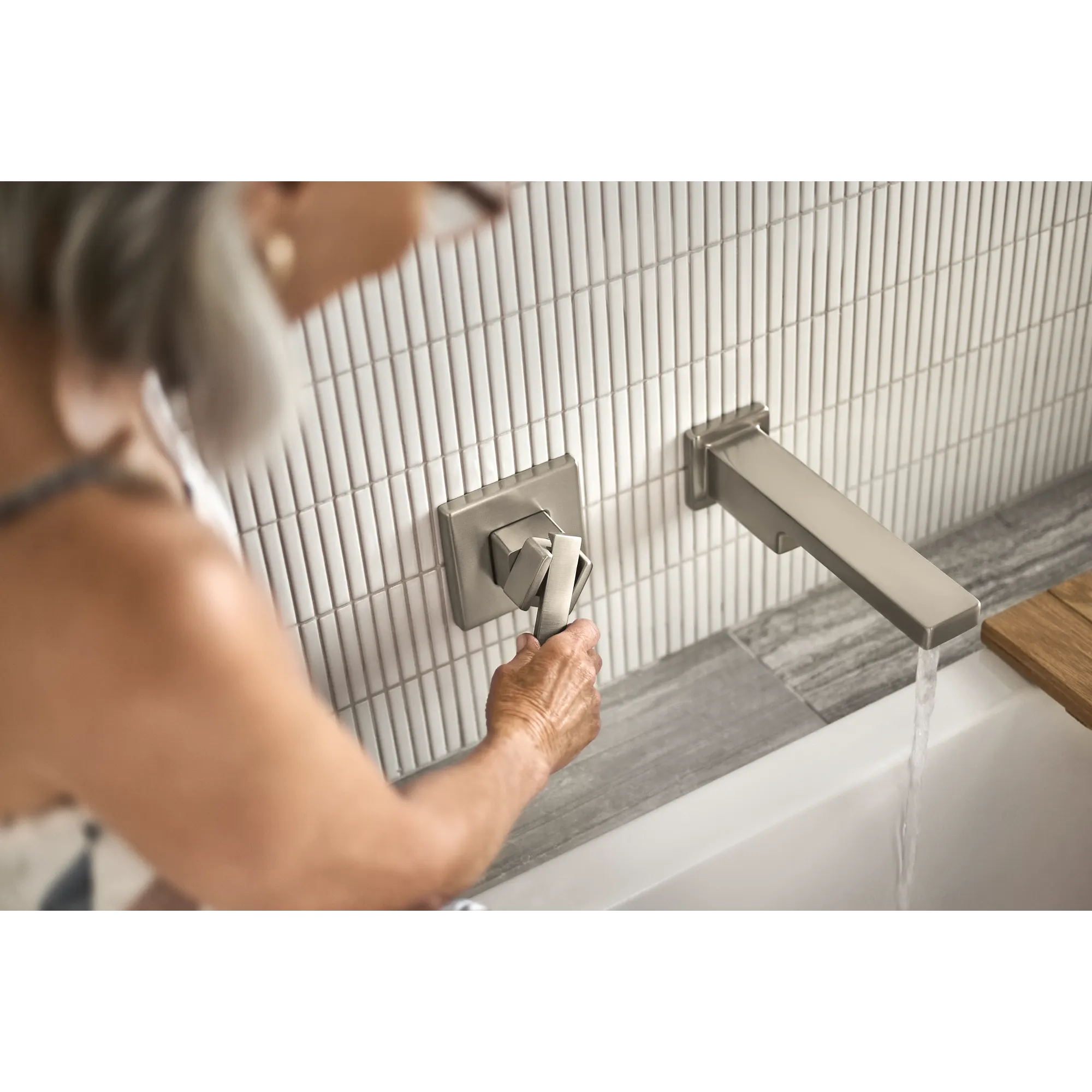 90 Degree Wall Mount Tub Filler Trim - Image 27