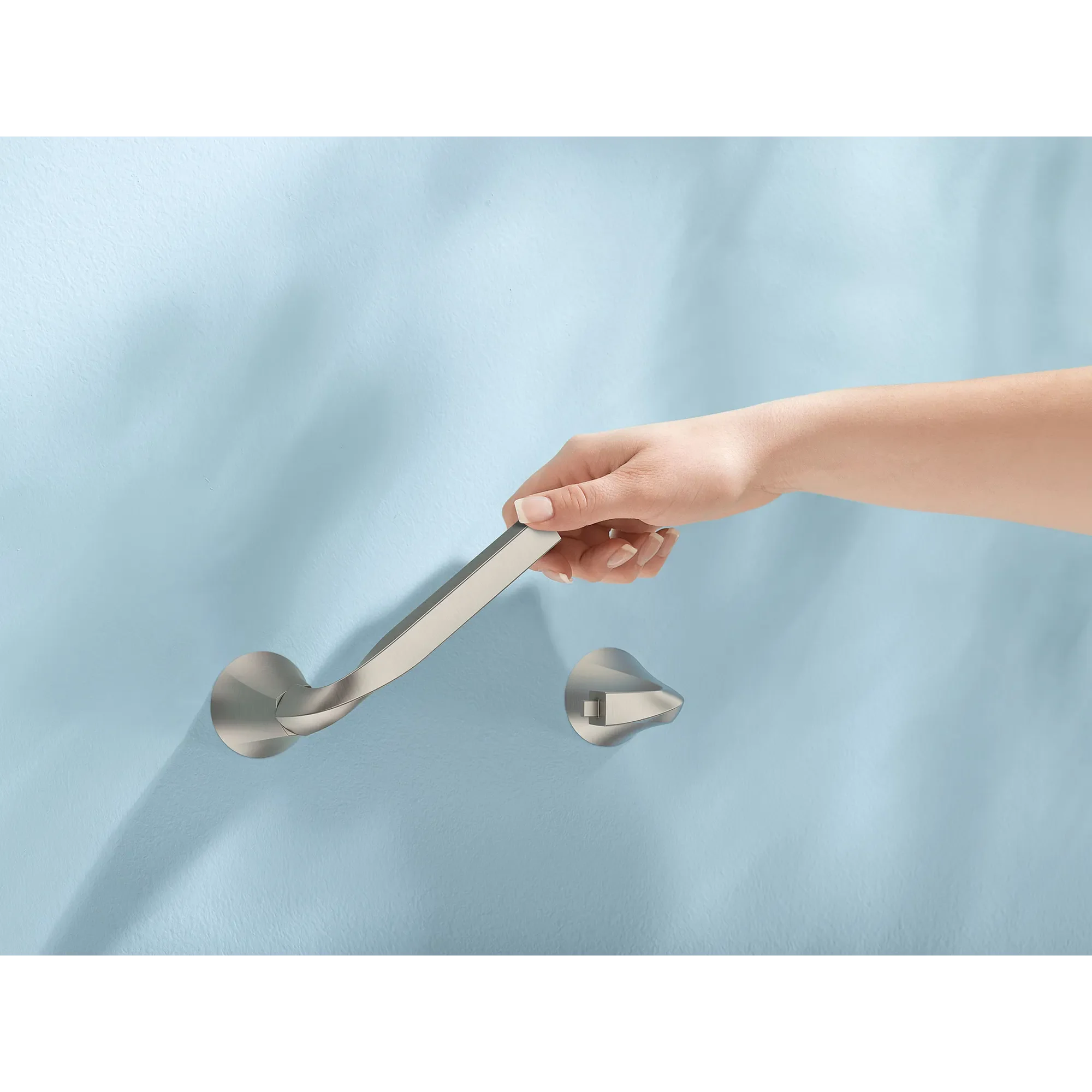 Oxby Brushed nickel Toilet Paper Holder - Image 3