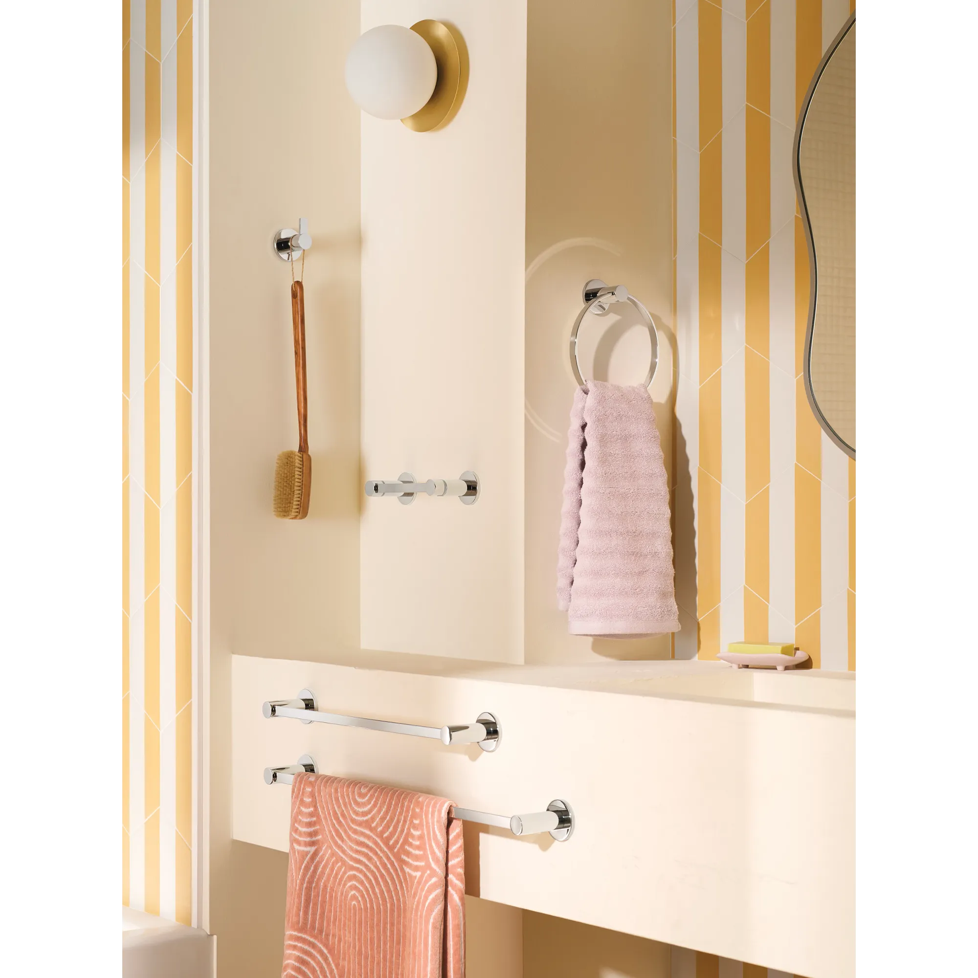 Avri Chrome pivoting paper holder towel bar towel ring - Image 5