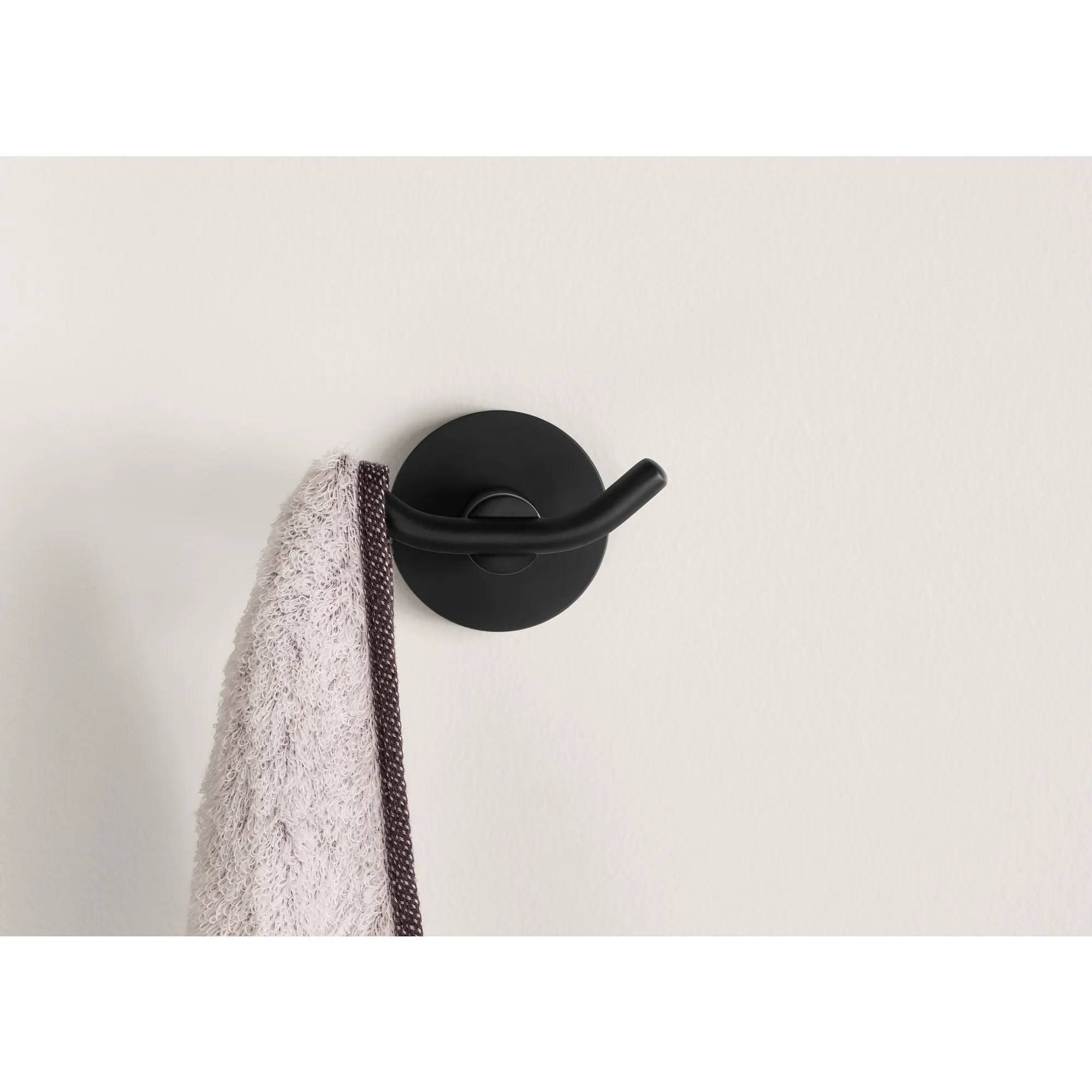 Arlys Chrome double robe hook - Image 7