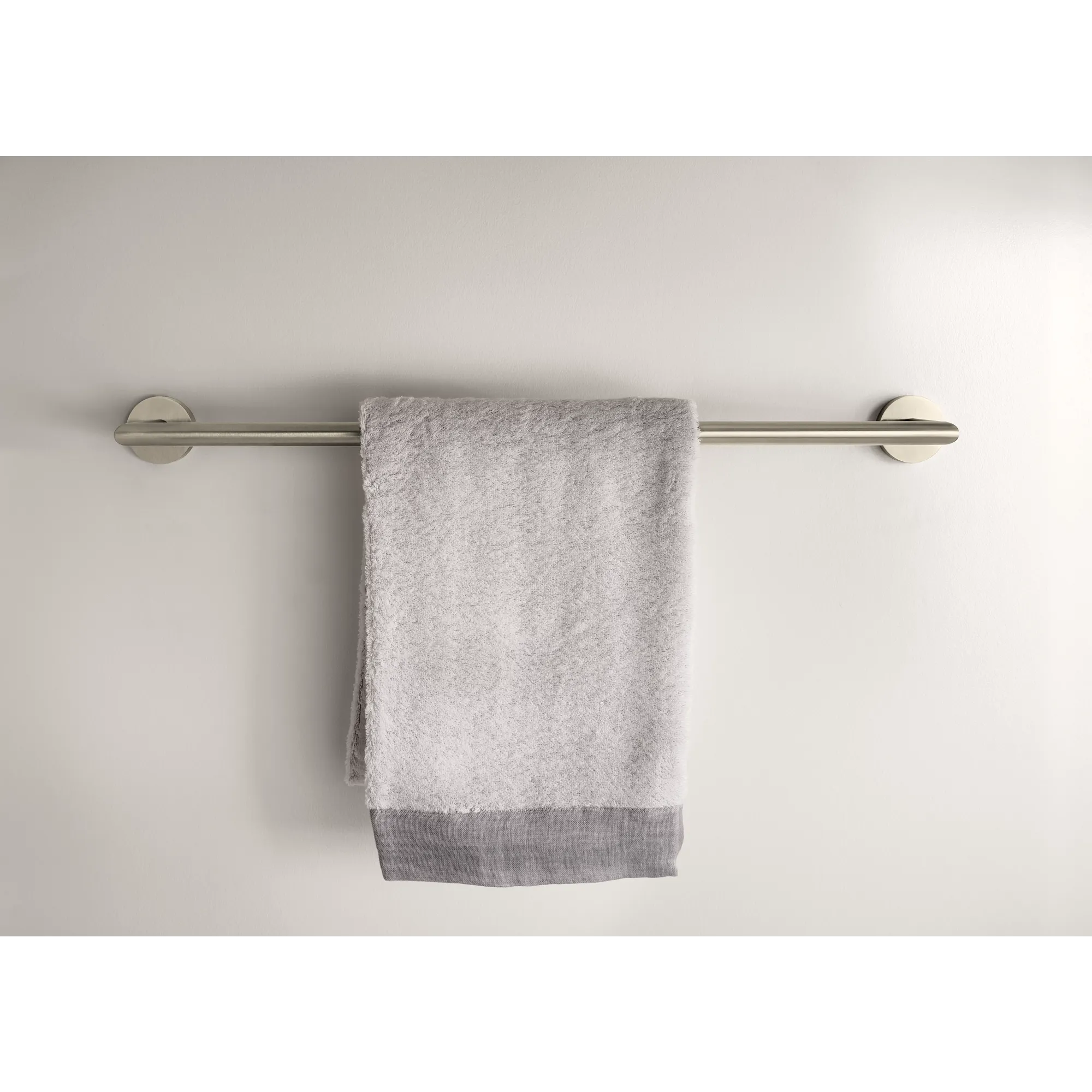 Arlys Chrome towel bar - Image 10