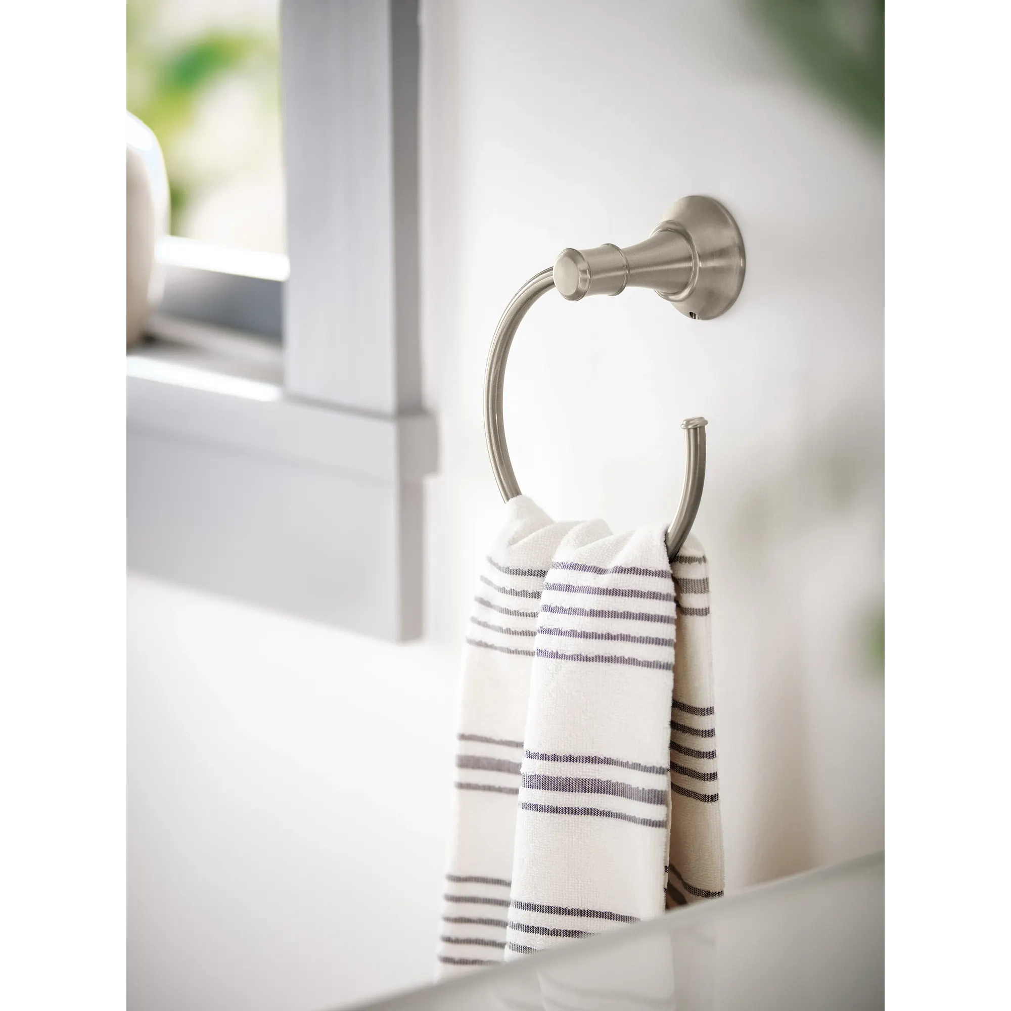 Gilmour Towel Ring - Image 3