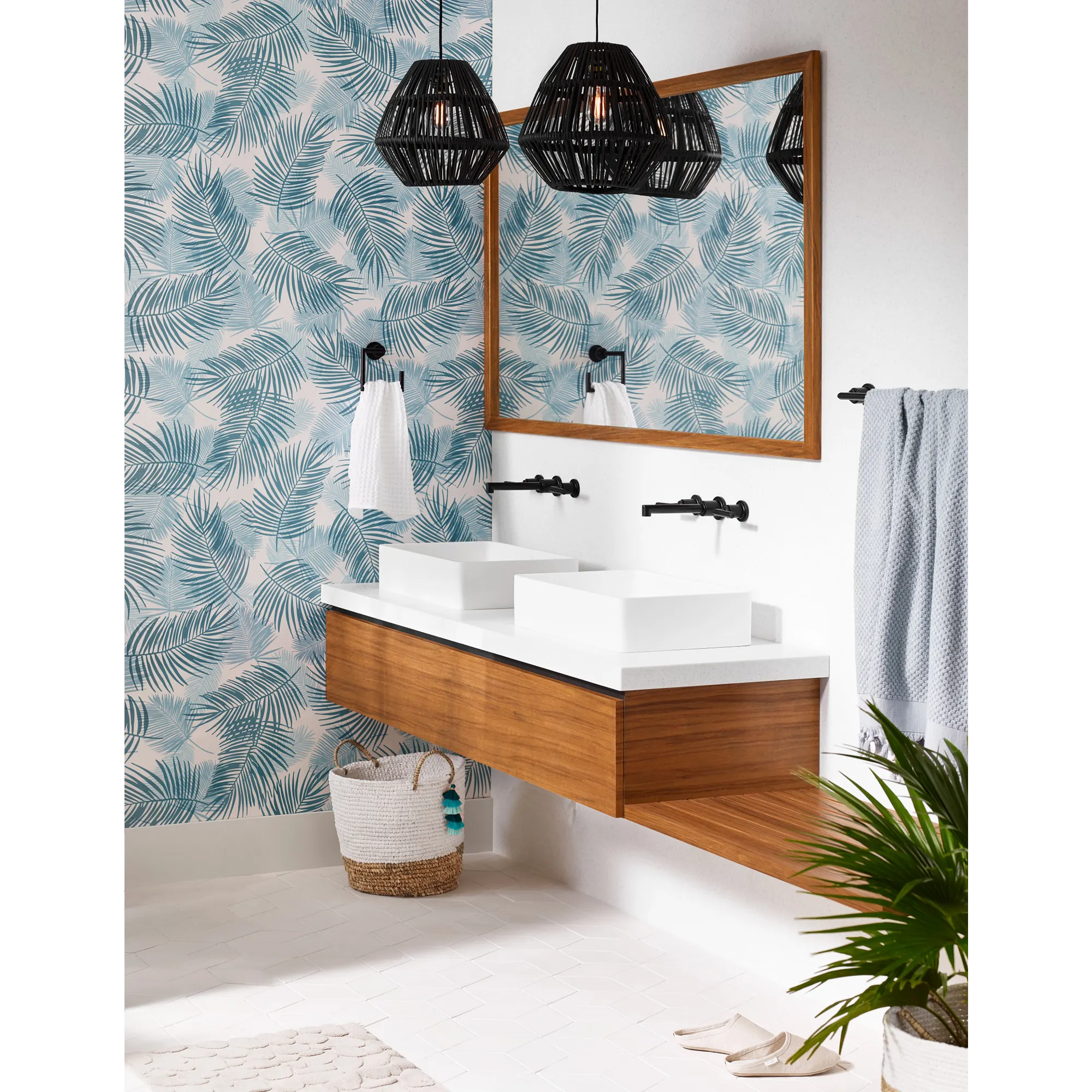 Arris 24" Towel Bar - Image 14