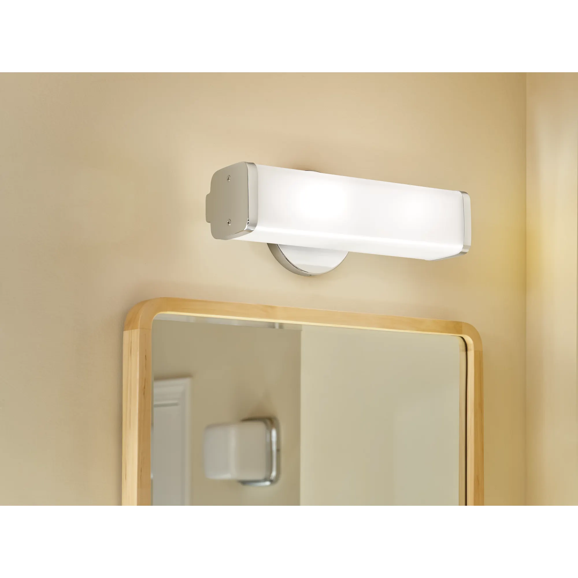 Iver Chrome one globe bath light - Image 5
