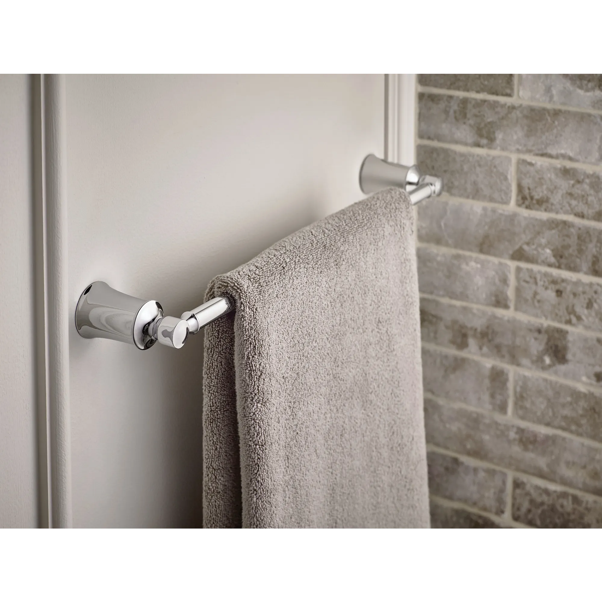 Dartmoor 18" Towel Bar - Image 17