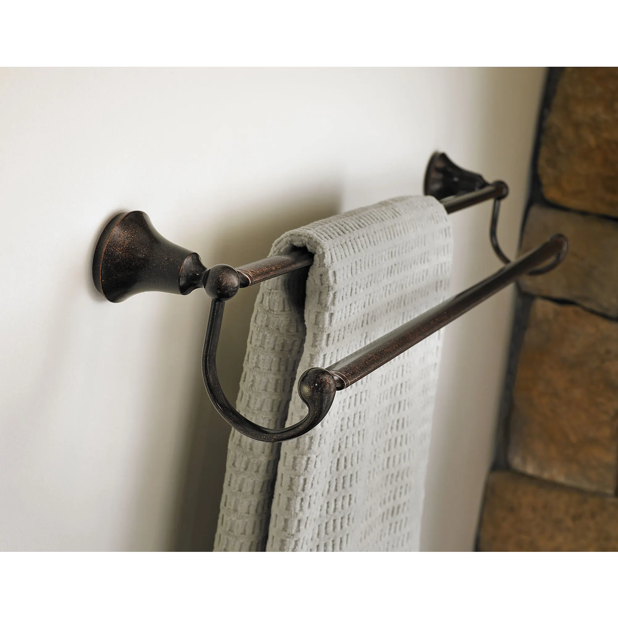 Wynford 24" Double Towel Bar - Image 4