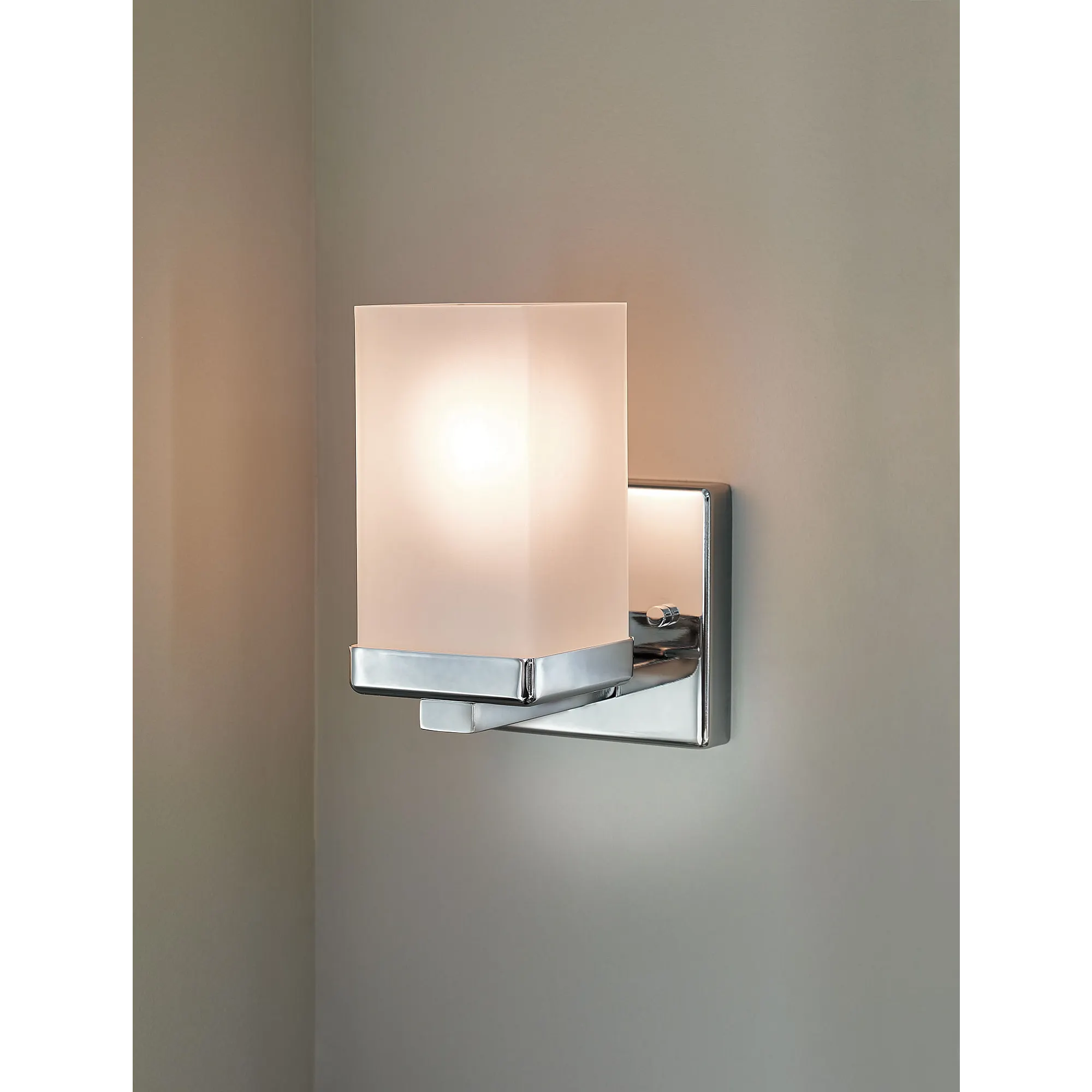 90 Degree Bath Light - Image 3